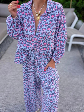 Chic Leopard Langarm Zweiteiler: Eleganz trifft auf Extravaganz