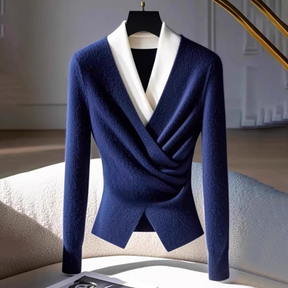 Blue V-Neck Sweater - Ihr stylischer Begleiter für gemütliche Herbstabende