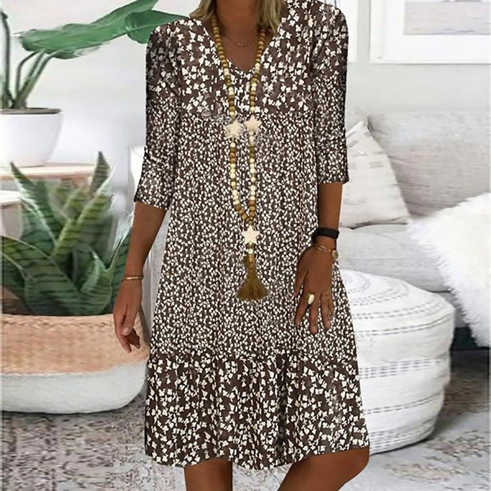 Herbstshaftes Boho-Chic Mini-Kleid mit abstraktem Braun-Weiß Print