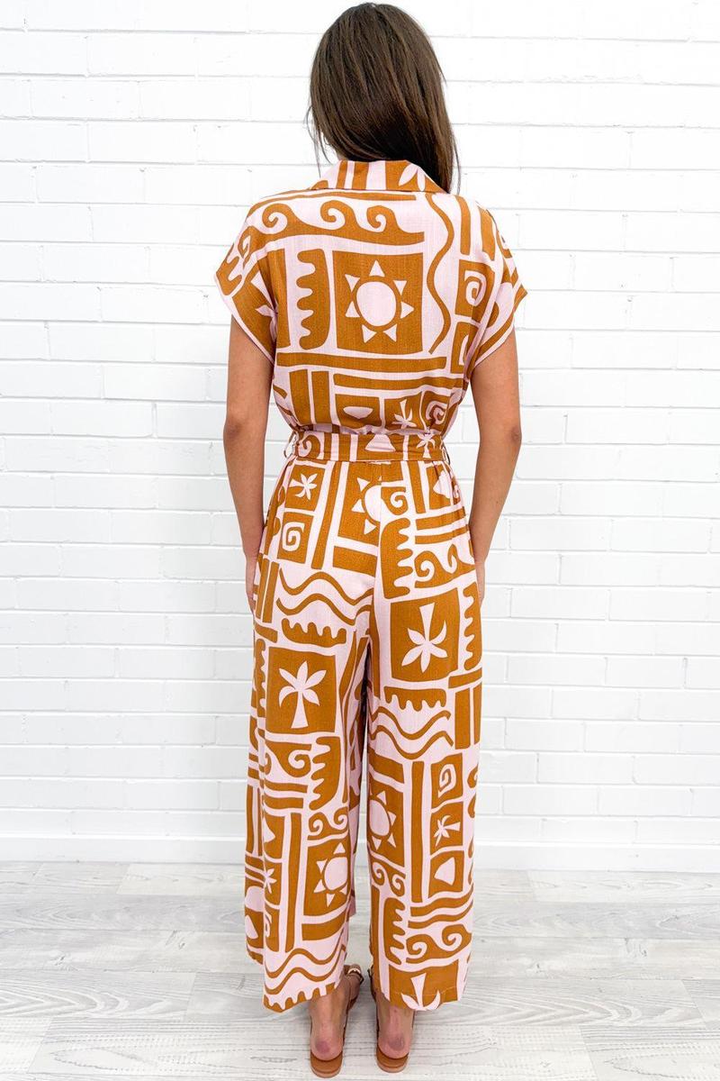 Groovy V-Neck Short Sleeve Jumpsuit - Dein Fashion-Highlight für den Herbst