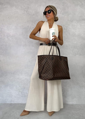 Classy Plain Sleeveless Jumpsuit - Eleganter Herbstsbegleiter mit Komfort