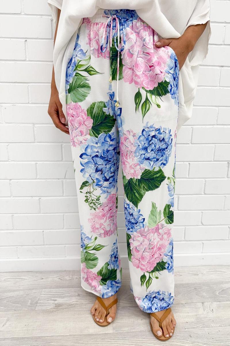 Basic White Two Piece Set: Herbstshafter Stil trifft auf Komfort & Vielseitigkeit