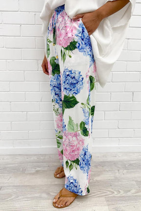 Basic White Two Piece Set: Herbstshafter Stil trifft auf Komfort & Vielseitigkeit
