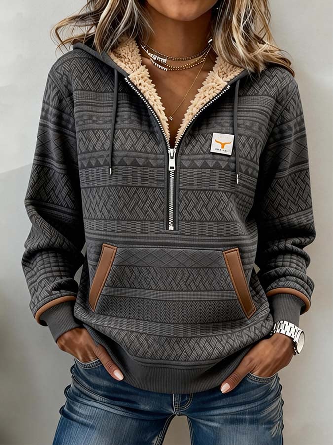 Kuscheliger Winter Hoodie mit Ethno-Muster und Kängurutasche
