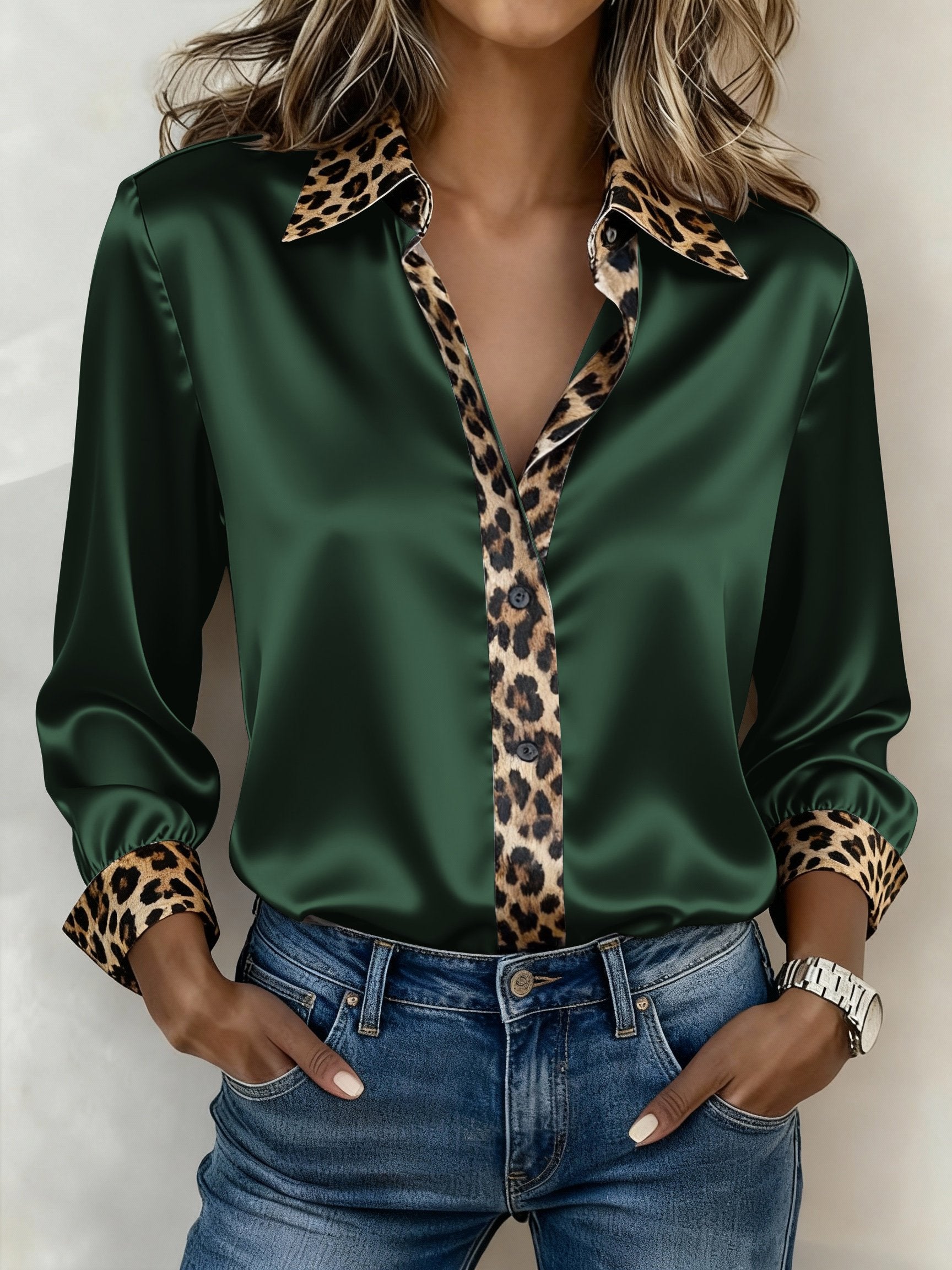 Satin Leopard Bluse Winter Chic – Glamour fürs Büro