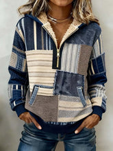 Kuscheliger Winter Hoodie Patchwork Blau Beige mit Teddyfutter