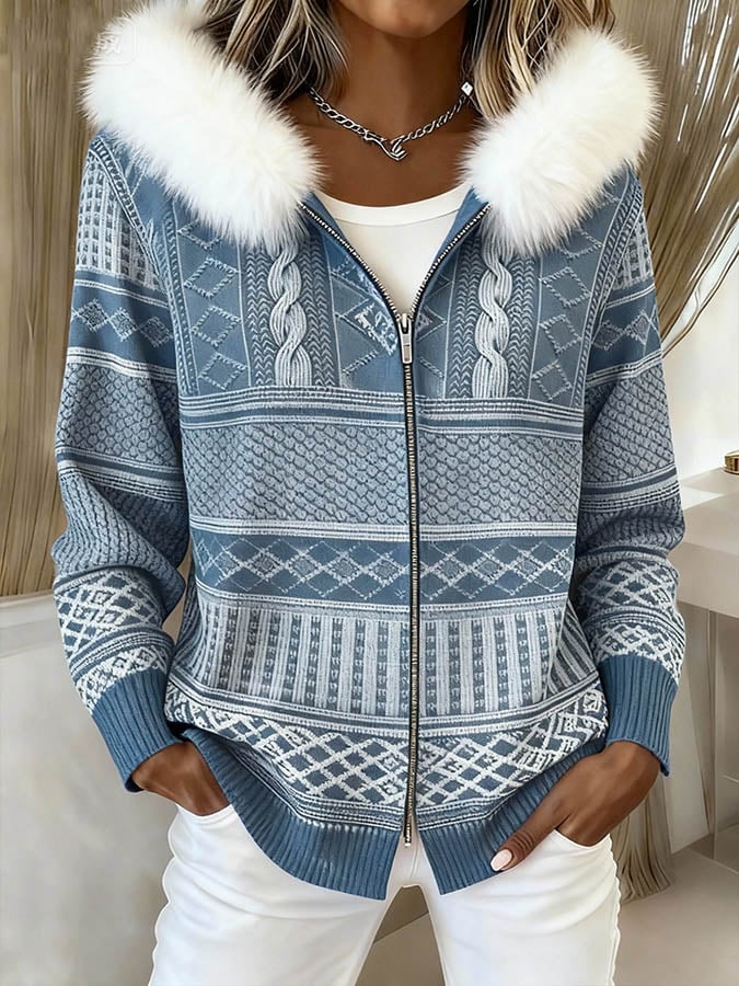 Damen Winterjacke blau mit Fellkapuze skandinavischer Look