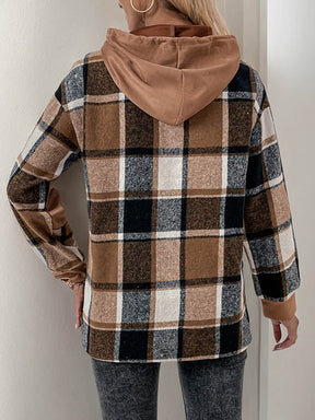Kuscheliger Winter Hoodie karamell mit Karo-Saum Damen