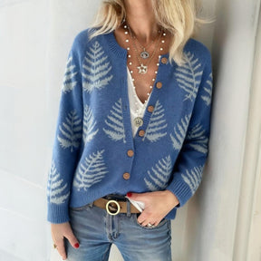 Herbstliche Blaue Strickjacke mit Farn-Print & Holzknöpfen - Warm & Stilvoll