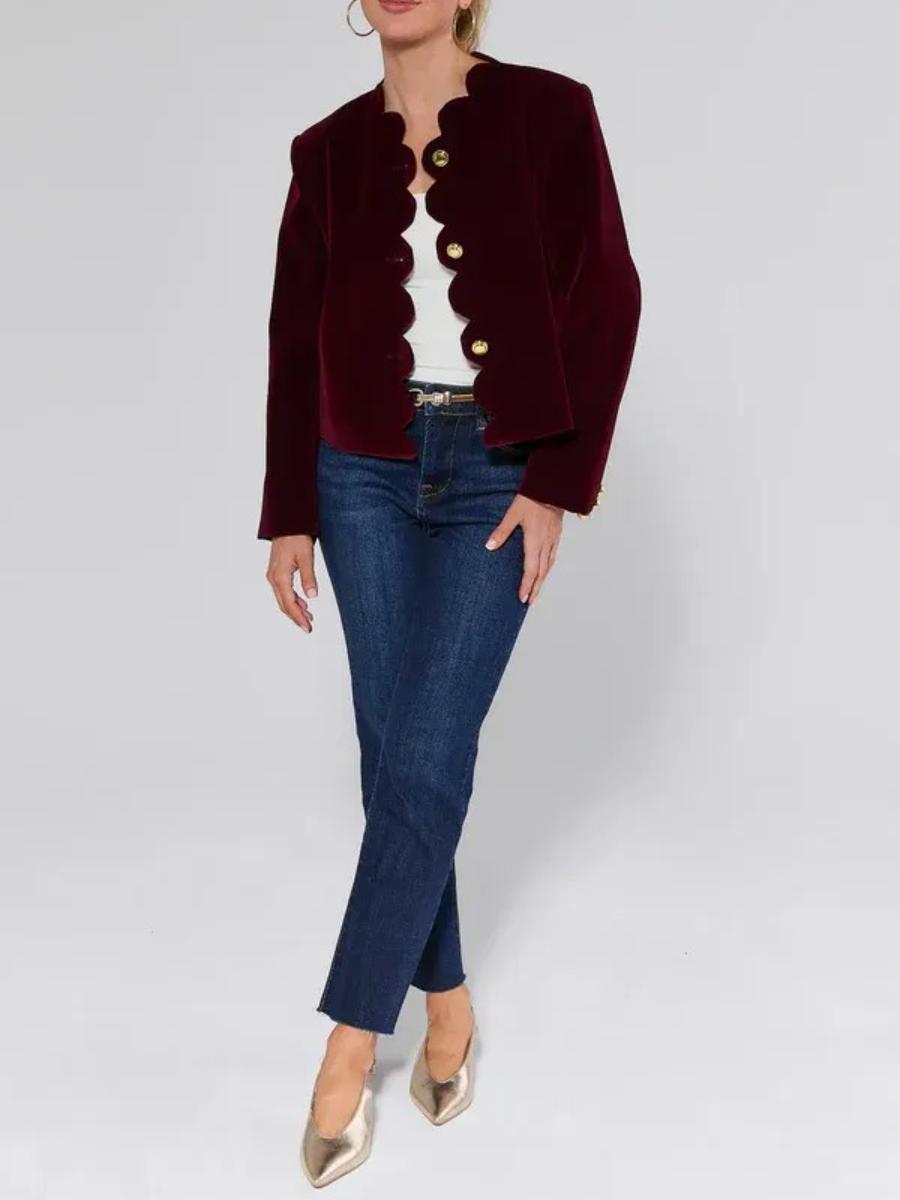 Winter-Chic: Burgundy Samt-Crop-Jacke für stilvolle Wärme