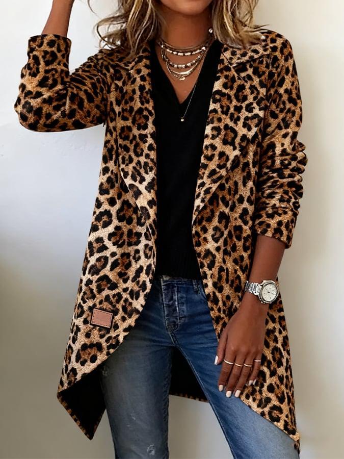 Herbst-Modehighlight: Bold Leopard Print Blazer - Glamour & Chic für jeden Anlass