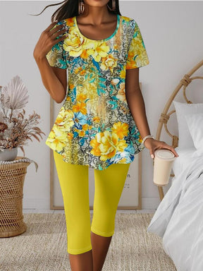 Herbstshafter Gelber Zweiteiler mit Blumenprint - Bequem und Schick
