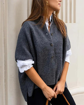 Herbstlicher Chic: Grey Short Sleeve Poncho Cardigan - Stilvoll & Komfortabel