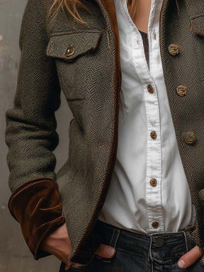 Elegante olivgrüne Winterjacke Damen tailliert smart-casual