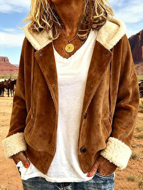 Herbstlicher Komfort: Warmer Brown Hoodie im Farbblock-Stil