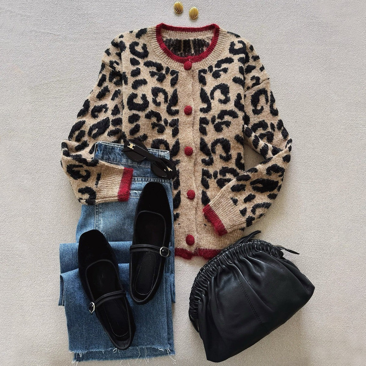 Kuscheliger Herbst-Cardigan mit Leopardenmuster - Wohlfühlmode für kühle Tage