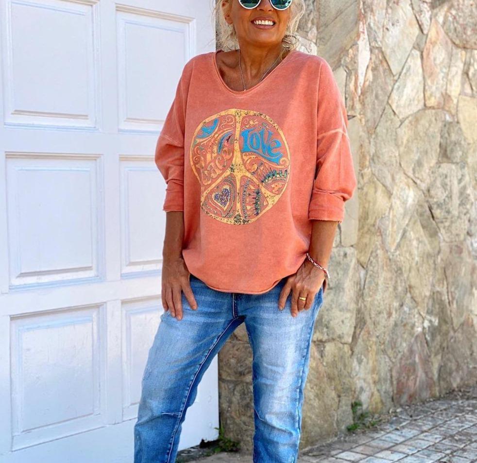 Happy Days Orange Sweatshirt – Herbstsmode mit Retro-Charme & Komfort