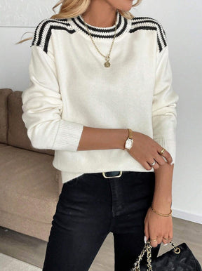 Herbstlicher Ivory Color Block Pullover - Eleganz & Komfort für kühle Tage