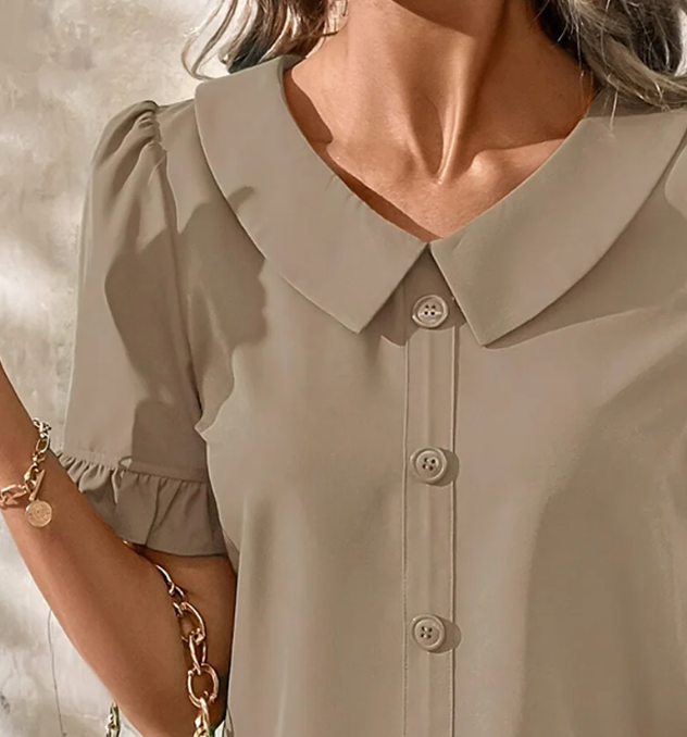 Beiges Winter Collared Top – femininer, warmer Alltagslook